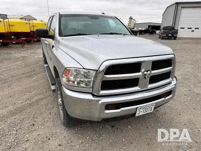 Image of Dodge Ram 2500 equipment image 3