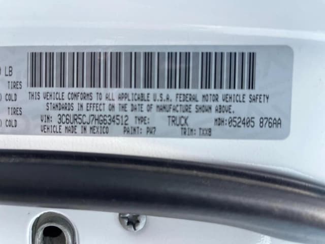 Image of Dodge Ram 2500 equipment image 2