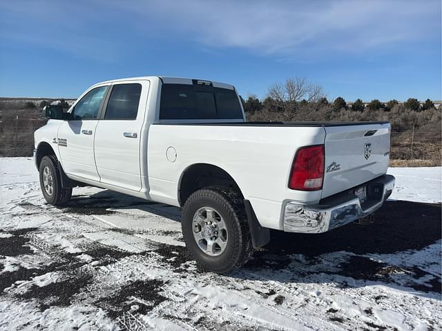 Image of Dodge Ram 2500 equipment image 2