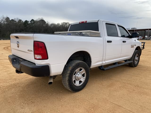 Image of Dodge Ram 2500 equipment image 2