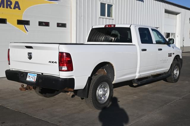 Image of Dodge Ram 2500 equipment image 2