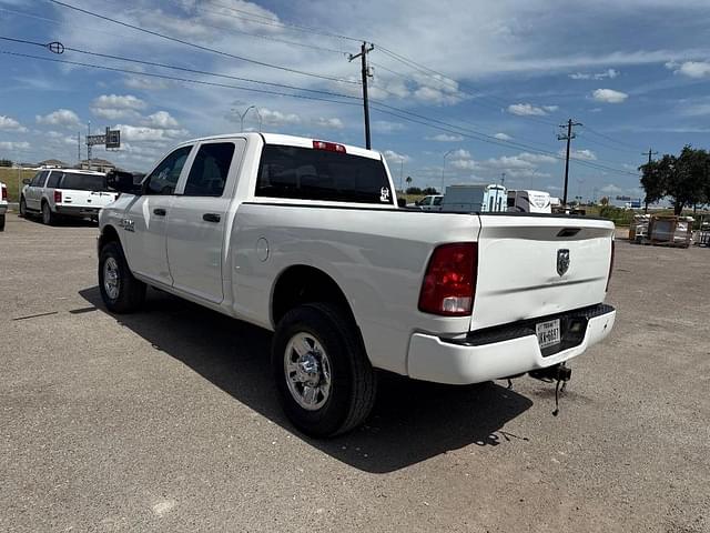 Image of Dodge Ram 2500 equipment image 3