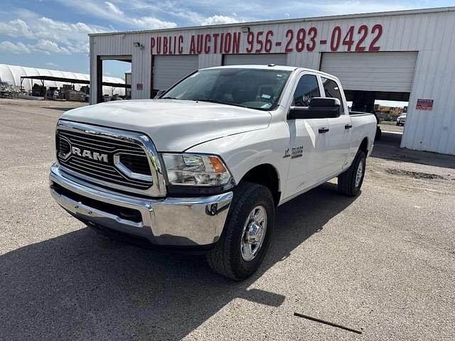 Image of Dodge Ram 2500 equipment image 1