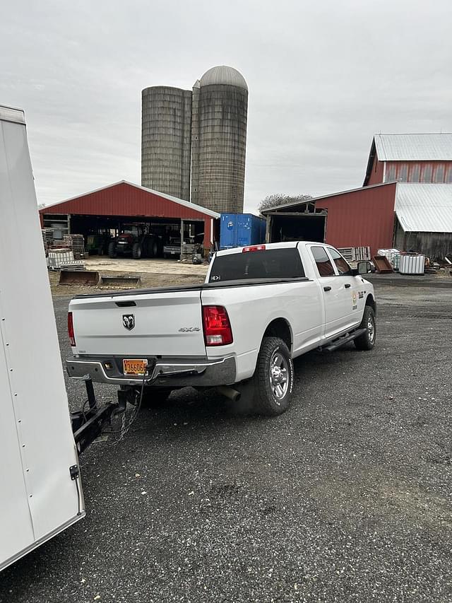 Image of Dodge Ram 2500 equipment image 1