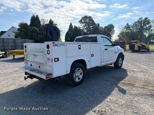 Image of Dodge Ram 2500 equipment image 4