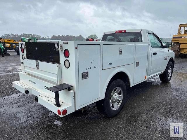 Image of Dodge Ram 2500HD equipment image 4