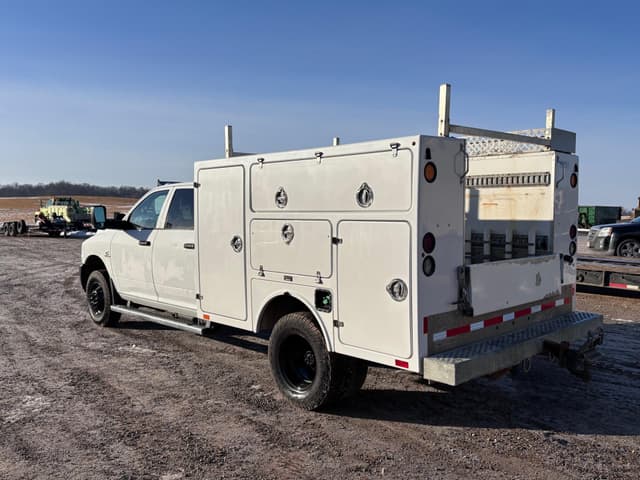 Image of Dodge Ram 3500 equipment image 4