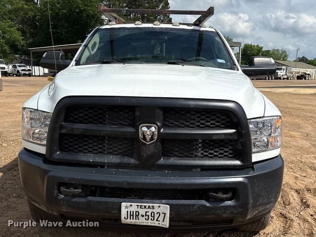 Image of Dodge Ram 3500 equipment image 1