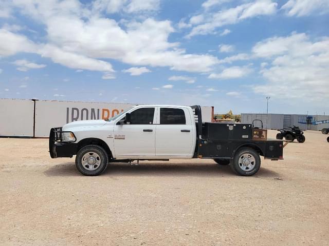 Image of Dodge Ram 3500 equipment image 1