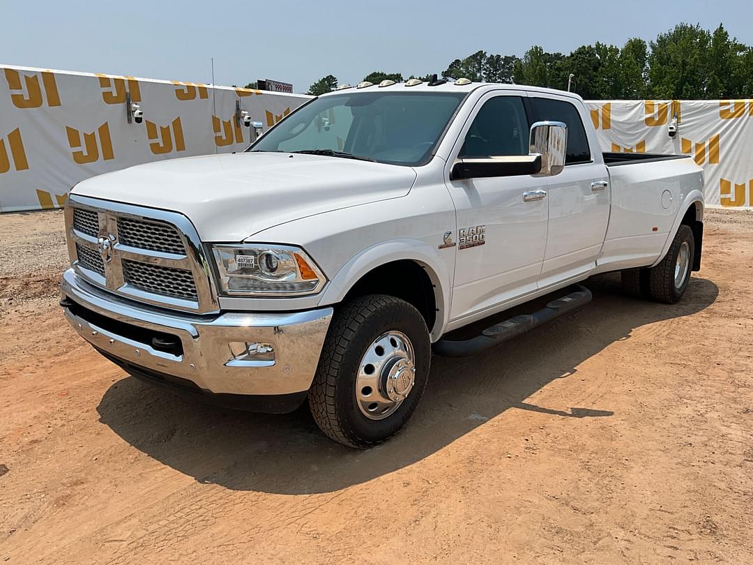Image of Dodge Ram 3500 Primary image