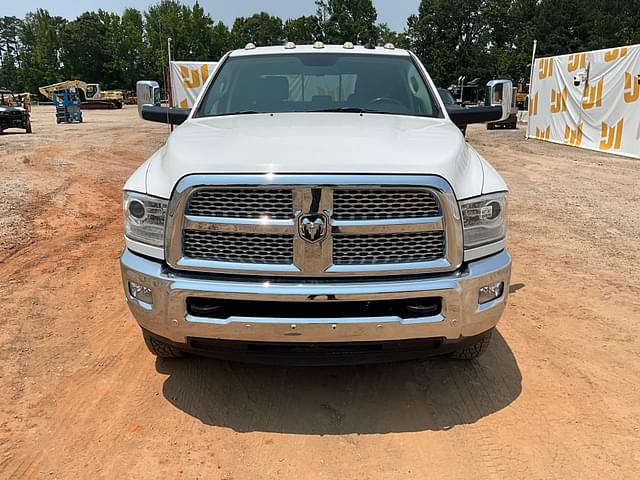 Image of Dodge Ram 3500 equipment image 1