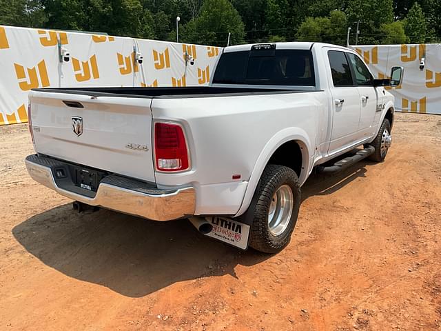 Image of Dodge Ram 3500 equipment image 4