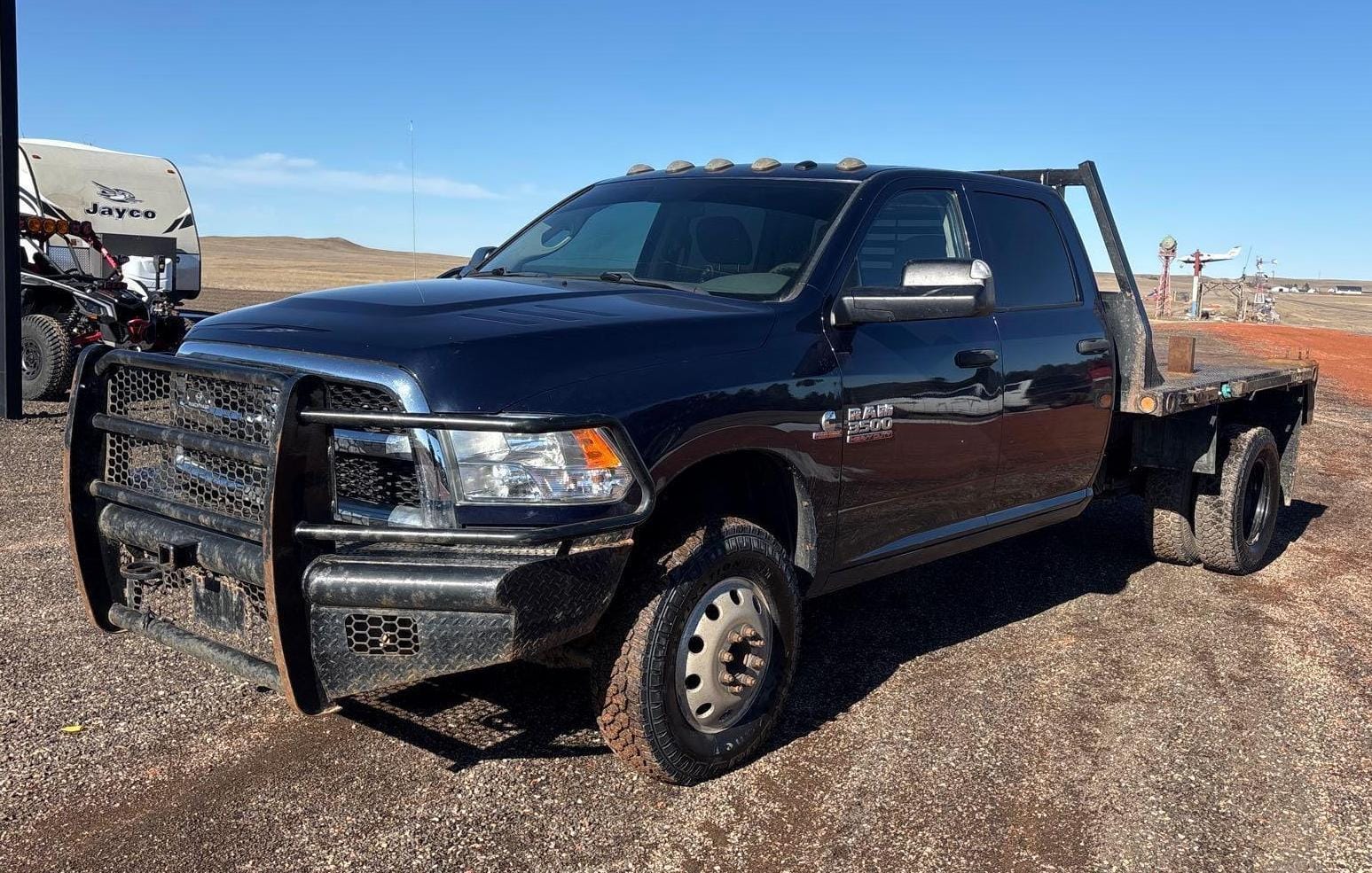 2017 Dodge Ram 3500 Equipment Image0