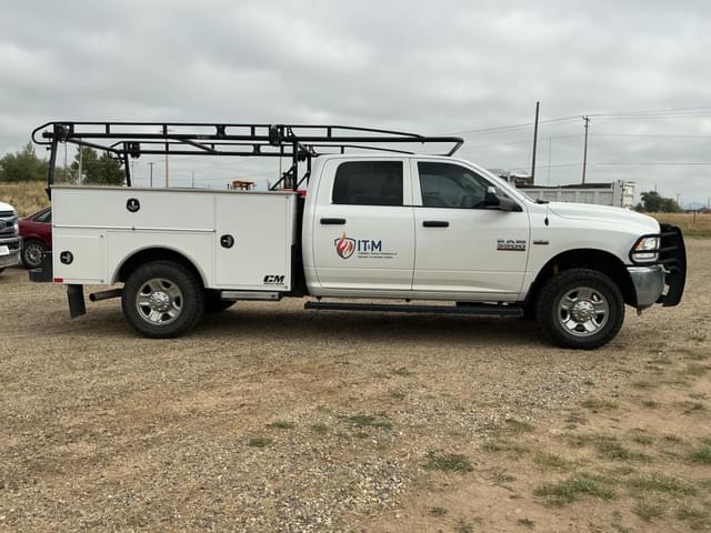 Image of Dodge Ram 3500 equipment image 3