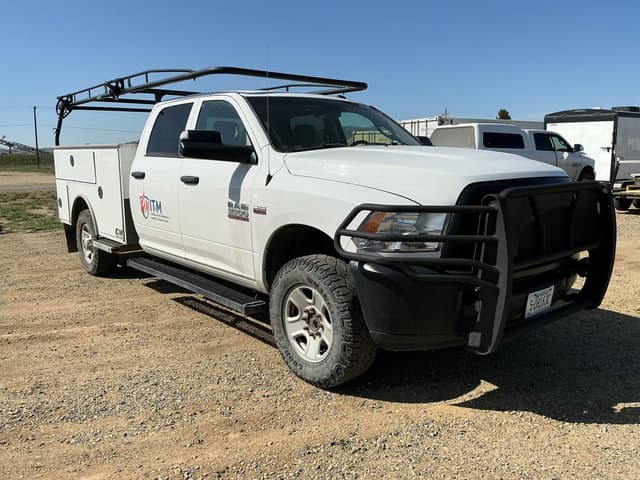 Image of Dodge Ram 2500 equipment image 2
