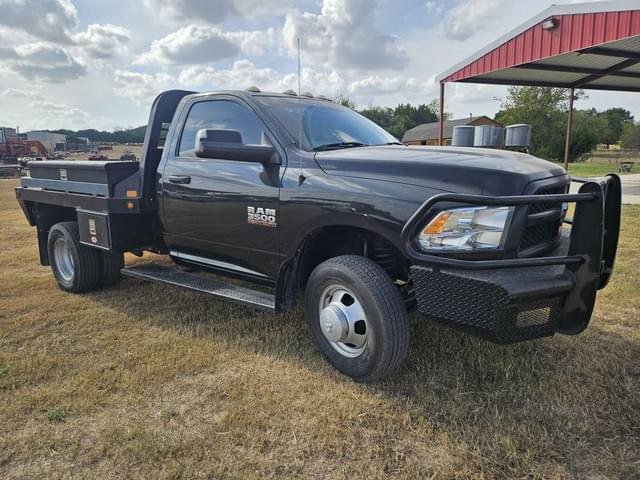 Image of Dodge Ram 3500 equipment image 3