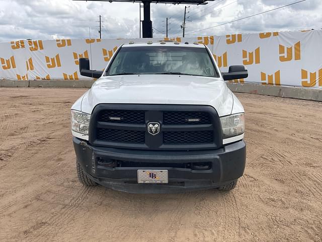 Image of Dodge Ram 3500 equipment image 1