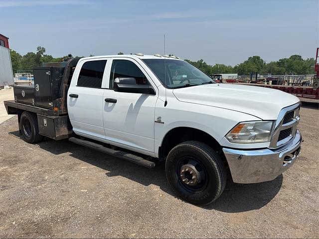 Image of Dodge Ram 3500 equipment image 1