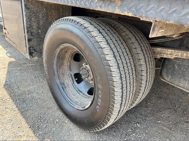 Image of Dodge Ram 3500 equipment image 4
