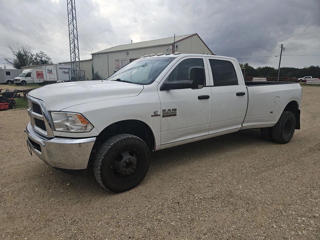 Image of Dodge Ram 3500 Primary image