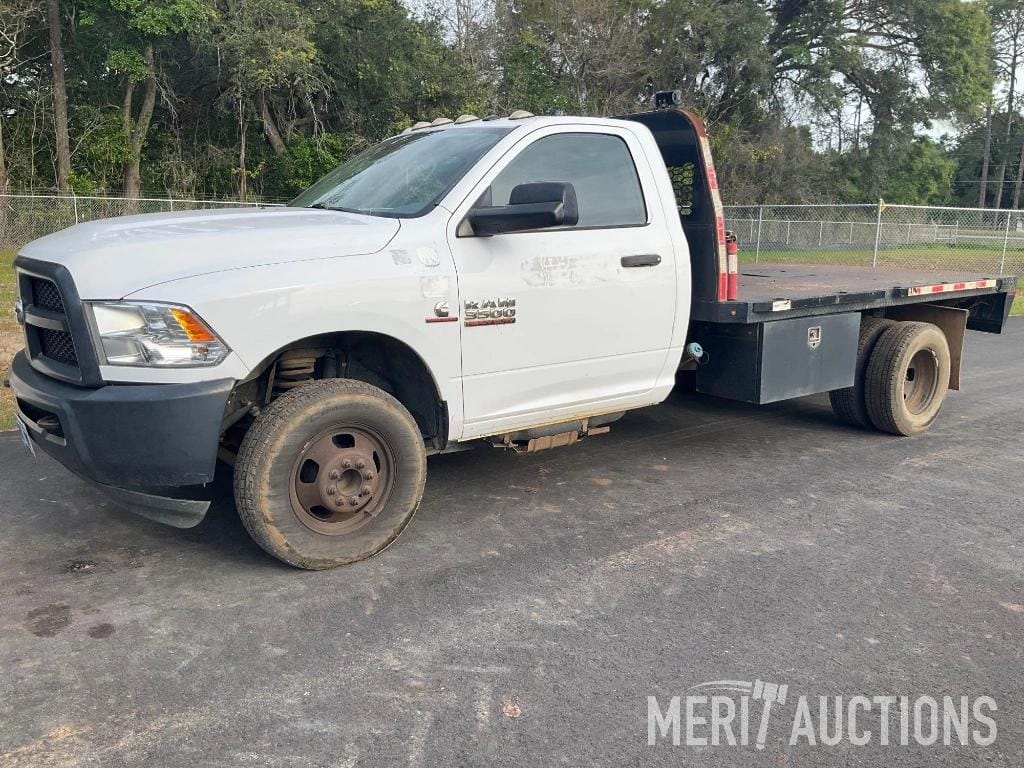 2017 Dodge Ram 3500HD Equipment Image0