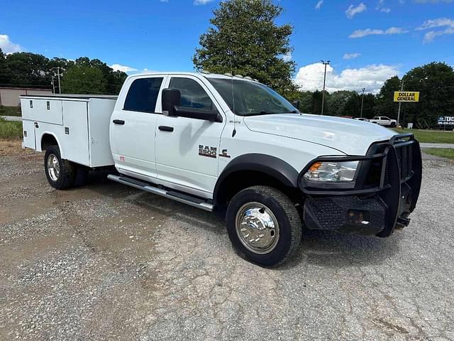 Image of Dodge Ram 5500 equipment image 2