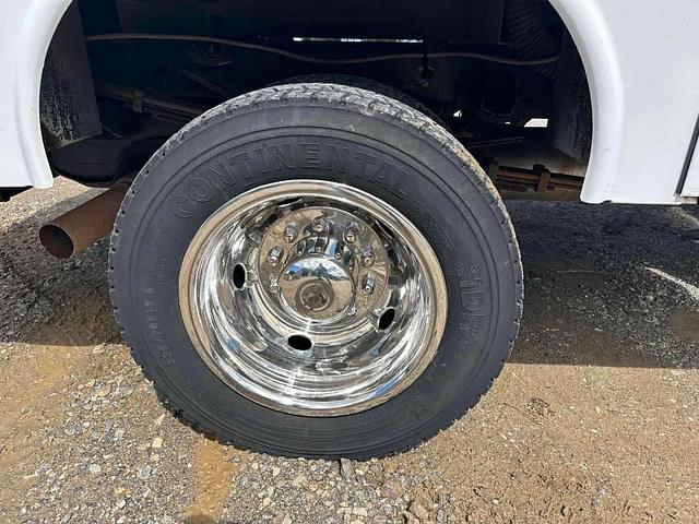 Image of Dodge Ram 5500 equipment image 3