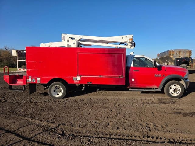 Image of Dodge Ram 5500 equipment image 3