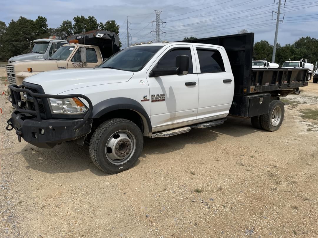 Image of Dodge Ram 5500 Primary image