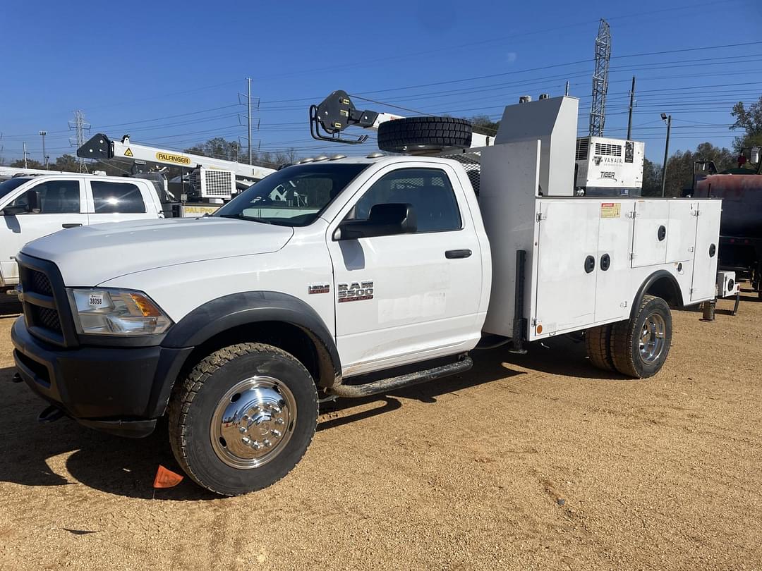 Image of Dodge Ram 5500 Primary image