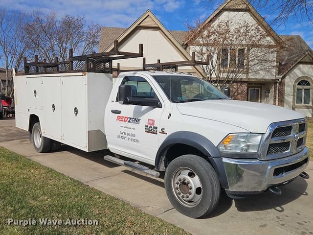 Image of Dodge Ram 5500 equipment image 2