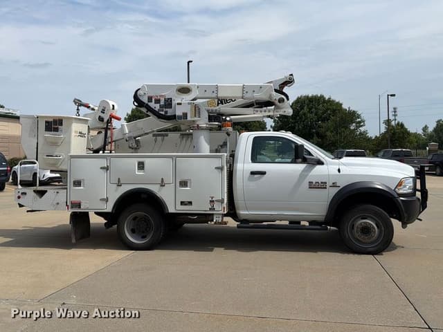 Image of Dodge Ram 5500HD equipment image 3