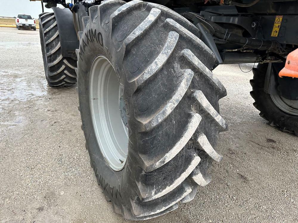 Main image RoGator RG1100B 33