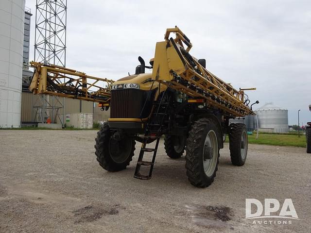 Image of RoGator RG1100B equipment image 2