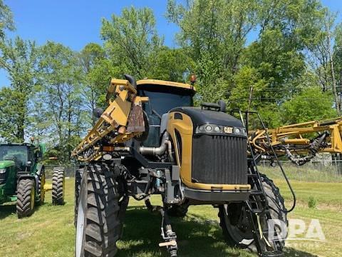 Image of RoGator RG1300 equipment image 1