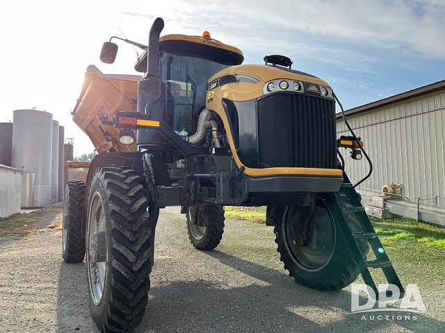 Image of RoGator RG1300B equipment image 3