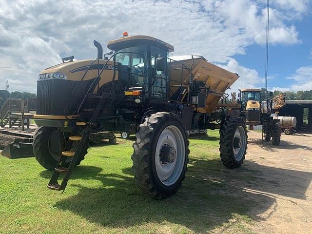 Image of RoGator RG1100B equipment image 1