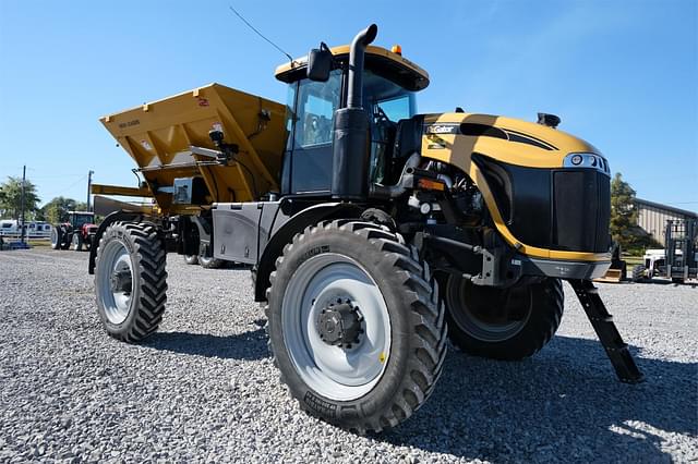 Image of RoGator RG1300B equipment image 1