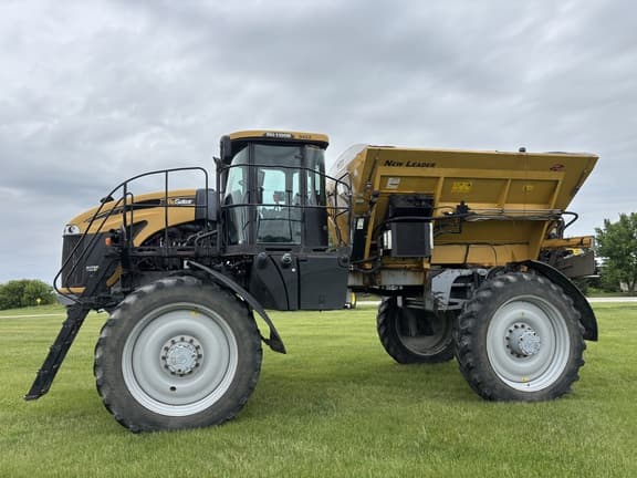 Image of RoGator RG1100B equipment image 1
