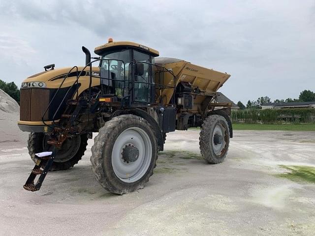 Image of RoGator RG1100B equipment image 2