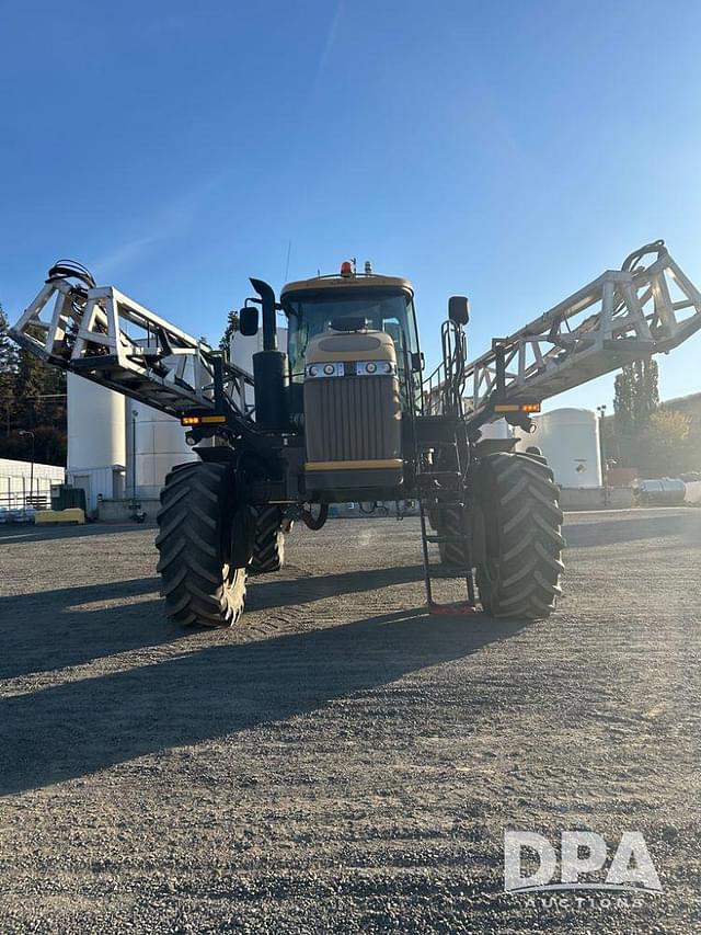 Image of RoGator RG1300 equipment image 1