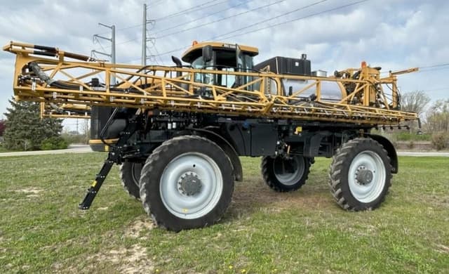 Image of RoGator RG1300B equipment image 1