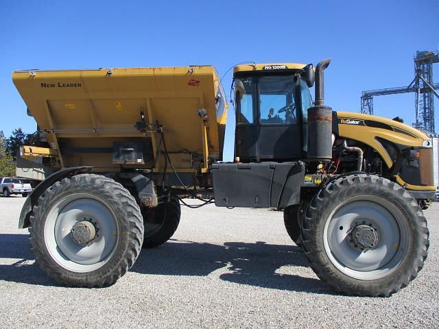 Image of RoGator RG1300B equipment image 3