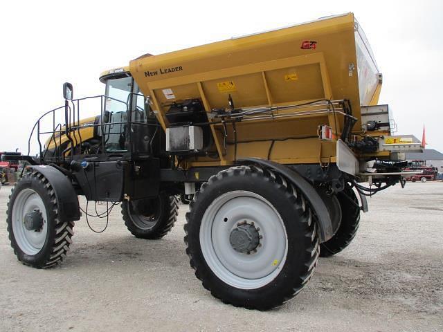 Image of RoGator RG1300B equipment image 4