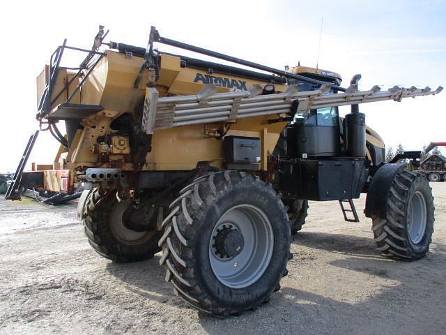 Image of RoGator RG1300B equipment image 3