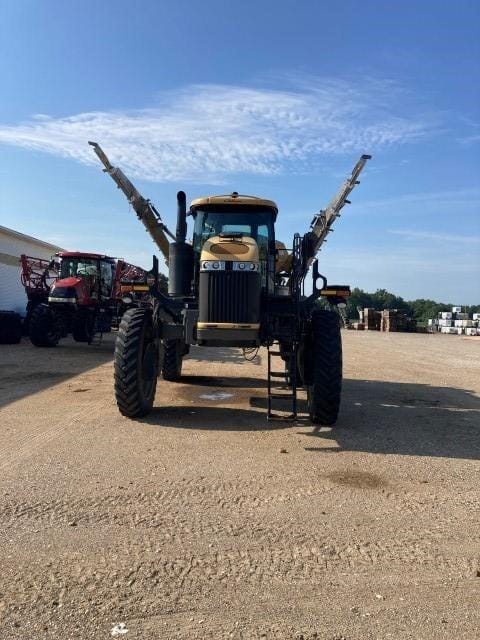 2017 RoGator RG1300 Equipment Image0