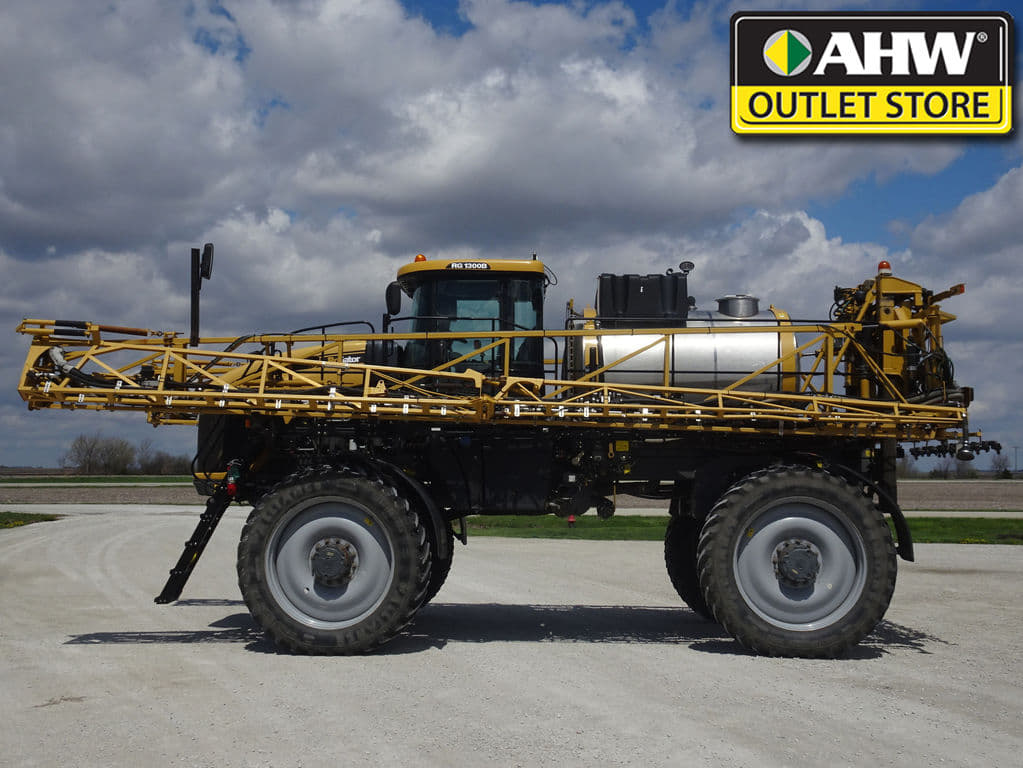 Image of RoGator RG1300B Primary image