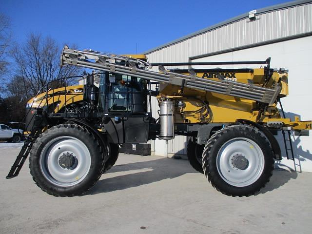 Image of RoGator RG1300B equipment image 2