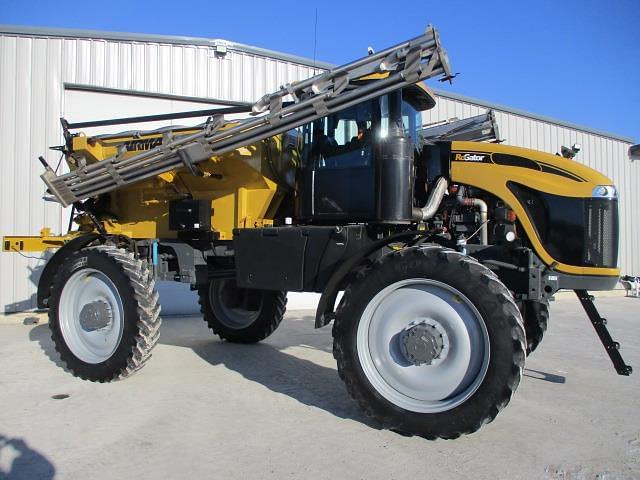 Image of RoGator RG1300B equipment image 1