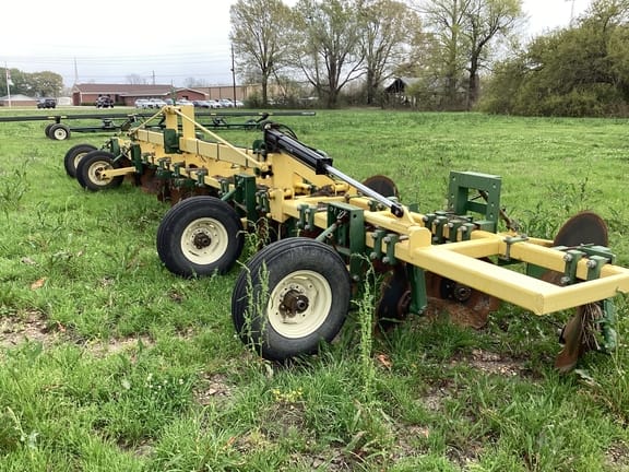 Main image Roll A Cone Disc Bedder